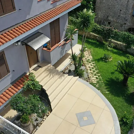 Alojamento de Acomodação e Pequeno-almoço Castello's Caria