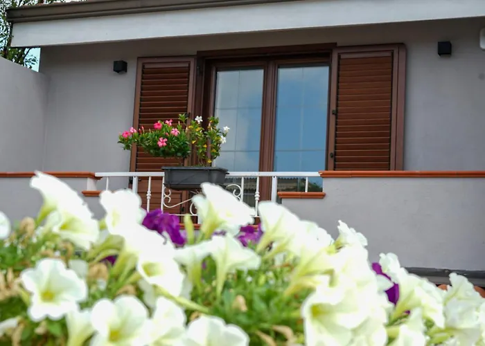 לינה וארוחת בוקר Castello's Tropea Caria